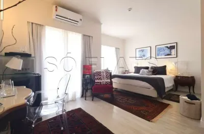 Flat para locação no itaim bibi com mobília completa próx da av nove de julho e av brig faria lima.