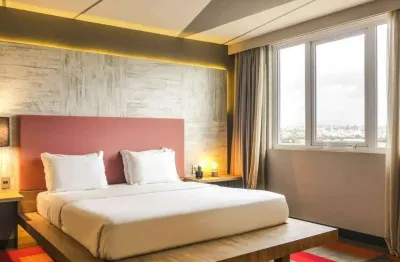 Flat com 1 quarto à venda na Avenida Severo Dullius, 2055, São João, Porto Alegre
