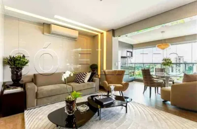 Lindo apartamento no brooklin, com uma localização privilegiada