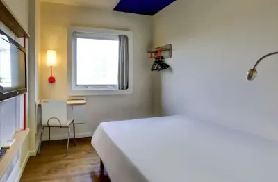 Ibis budget tamboré. disponível para venda com ótima localização.
