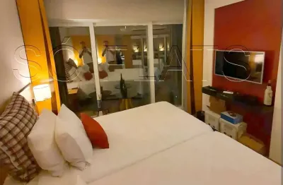 Flat para locação com fácil ao lado do pq. do ibirapuera e próximo a av brigadeiro luis antônio.