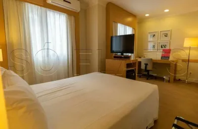 Flat totalmente mobiliado no pool 25m² 1 dorm, 1 vaga para investimento no campo belo