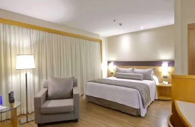 Flat para locação no transamérica faria lima 29m², 1 dormitório e 1 vaga de garagem.