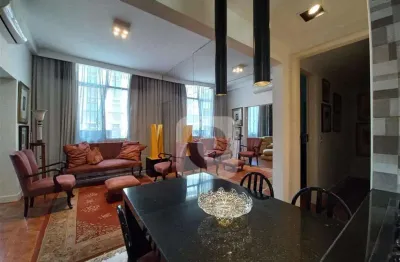 Copacabana, original 4 quartos, 130m2, com 1 vaga, reformado.