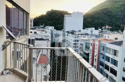 Linda cobertura reformada, com churrasqueira, 100m², 3 quartos, copacabana