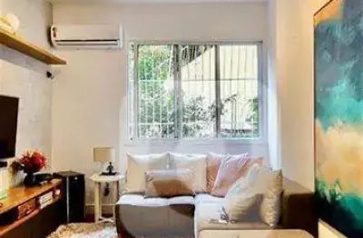 Apartamento na lagoa, 66 m², 2 quartos, vaga, vista deslumbrante para o parque da catacumba.