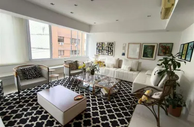 Tipo casa suspensa - reformadíssimo - 5 quartos - 313 m2 - terraço - garden