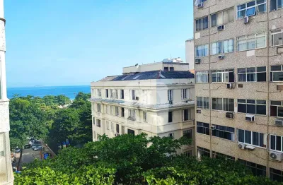 Apartamento com 90m2, 2 quartos sendo 1 suíte em copacabana por r$ 1.350.000,00.