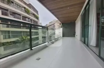 Lindo apartamento 3 quartos , 2 vagas e direito à laje em localização nobre do jardim botânico