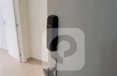 Sala comercial  com 34m2 em copacabana, zona sul do rio de janeiro por r$ 240.000,00.