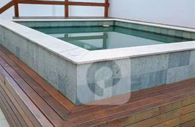 Cobertura duplex na lagoa - 291m² - 3 suítes - 2 vagas!