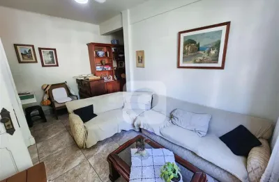 Apartamento estilo  casa em laranjeiras - 1 quarto , 62m2 , mobiliado