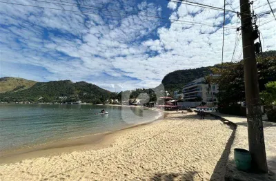Casa em ibicui magaratibiba , com  215m2 em um amplo terreno de 885m2.