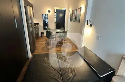 Oportunidade única em copacabana! apartamento reformado e mobiliado com vista livre!