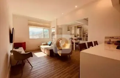 Apartamento à venda na lagoa, 2 quartos com vaga, 71m², próximo à copacabana