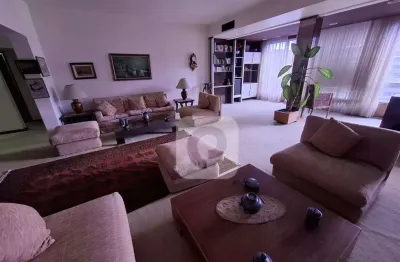 Maravilhoso imóvel com duas garagens! portaria 24 horas! andar alto!