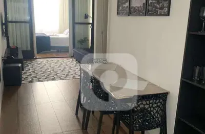 Apartamento 1 Quarto 47m2  MOBILIADO na Rua Hilário de Gouveia em Copacabana