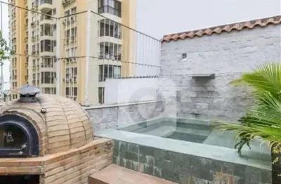 Cobertura com 5 quartos 4 suítes 1 vaga na rua sorocaba em botafogo