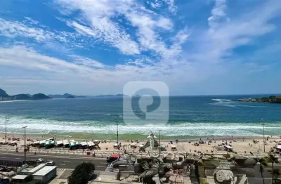 VENDO APARTAMENTO DE FRENTE PARA O MAR DE COPACABANA COM 205m2, 4 QUARTOS E 4 VAGAS