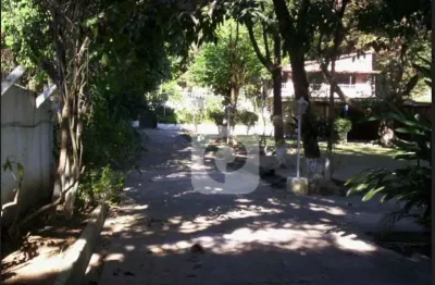 Taquara jacarepaguá terreno área total de 3380m² sendo 24m frente testada a venda 