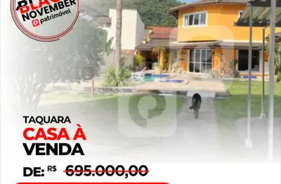 Casa duplex com 287m² construída com terreno total de 600m² 5 quartos 1 suíte 4 vagas