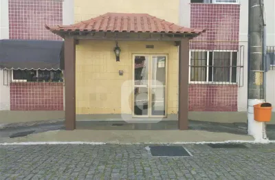 Apartamento 60m² Condomínio Fechado 2 Quartos Armários Planejados Sala 2 ambientes 1 vaga