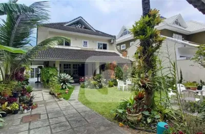 Interlagos de Itauna - Casa de Condomínio 5 quartos, sendo 3 suítes