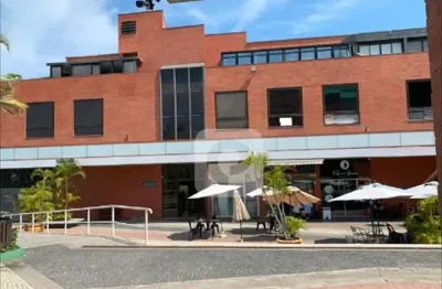 Condomínio esplanada da barra - excelente sala comercial - porteira fechada!