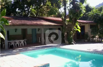 Taquara 3 Casas área útil 727m² Terreno 3380m² sendo 24m Frente Estuda Permuta à Venda