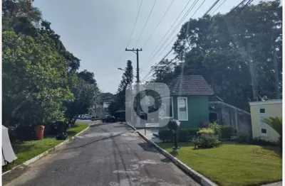 Terreno com 2000 m² à venda no condomínio bosque dos esquilos jacarepaguá rj
