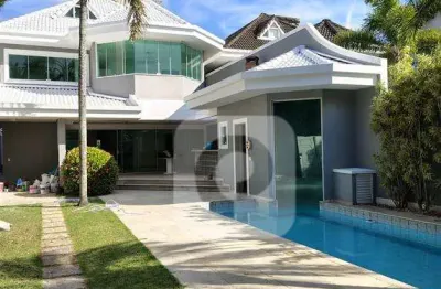 Casa em condomínio 4 suítes com 350m2 na barra da tijuca