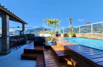 Cobertura de 3 quartos frontal para pedra da gávea barra da tijuca abm