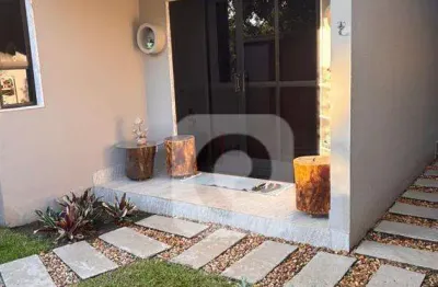 Luxuosa casa de condomínio com piscina e churrasqueira em barra de guaratiba