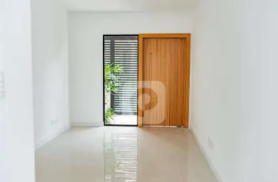 Vendo casa ibiza em jardim ganabara com 04 quartos ilha do governador