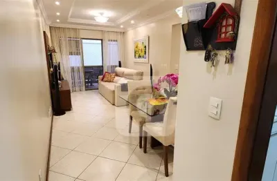 Apartamento 93 m2, 3 quartos uma suíte no recreio dos bandeirantes.