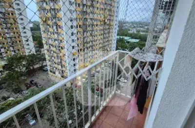 Apt 2 quartos no 9º andar, sol da manhã e vista para o mar no exclusivo Condomínio Pontões