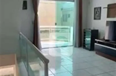 Casa triplex de 120m², 3 quartos, área gourmet, porteira fechada, taquara