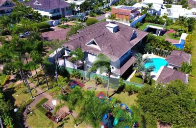 Mansão tríplex no Santa Mônica Jardins Barra da Tijuca 5 Quartos