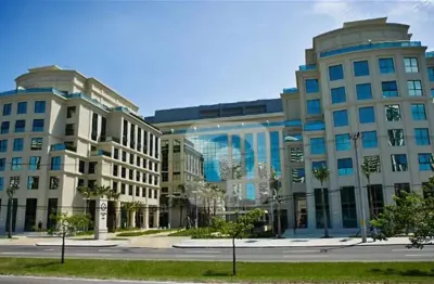 Oportunidade única: sala comercial em cobertura de alto padrão