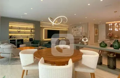 Apartamento de Luxo com Vista Espetacular na Barra da Tijuca