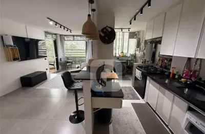 Apartamento espaçoso 3 quartos 1 suíte em São Conrado  Reformado perto metrô