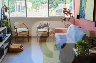 Apartamento em Humaitá com 93 m²  com vista cristo e pão de açúcar