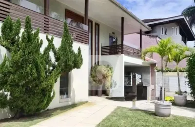 Casa com 4 Quartos  4 Suítes 3 vagas  675m² - Recreio Dos Bandeirantes