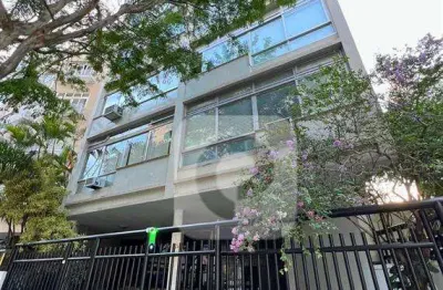 LEBLON - Apartamento  150m² 3 quartos + dependencia + Vaga Garagem + Exc calização