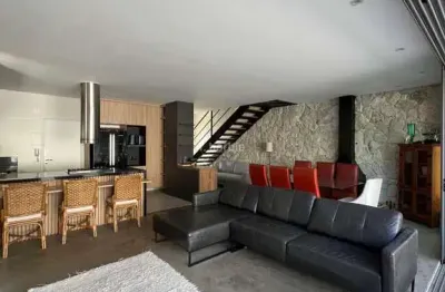 Casa em condomínio fechado com 3 quartos para alugar na avenida cid vieira de souza, 2033, tamboré, santana de parnaíba por r$ 17.800