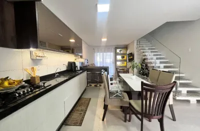 Casa com 3 quartos à venda na Rua Guaramirim, Saguaçu, Joinville