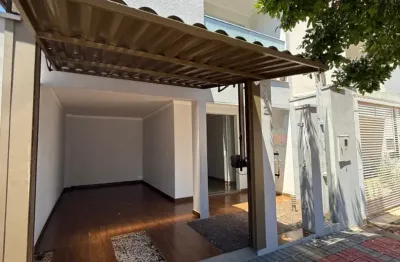 Casa com 2 quartos para alugar no Jardim Europa, Toledo 
