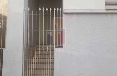 Casa com 2 quartos para alugar na Vila Cardia, Bauru 