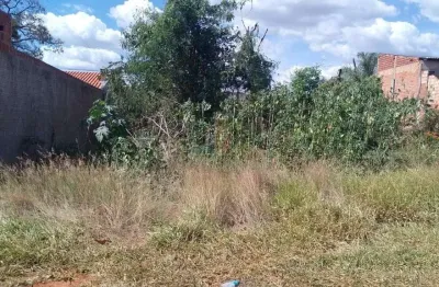 Terreno à venda no Vale do Igapó, Bauru 