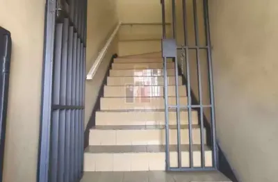 Casa com 2 quartos para alugar na vila cardia, bauru  por r$ 1.500